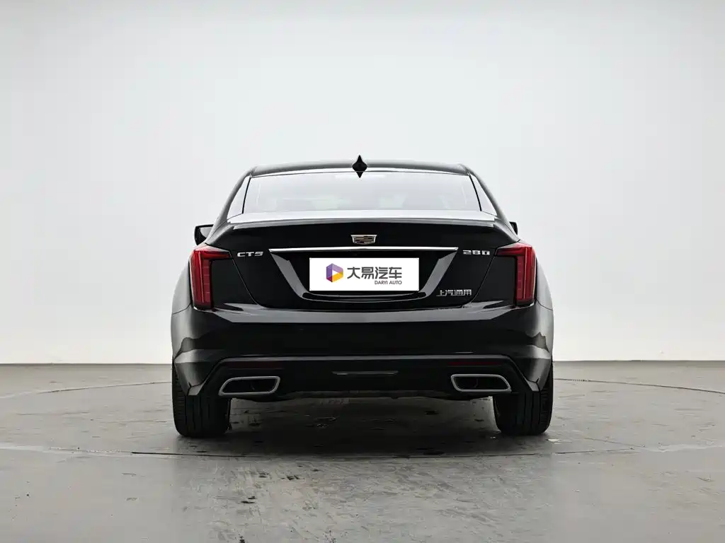 Cadillac CT5 — фото 4