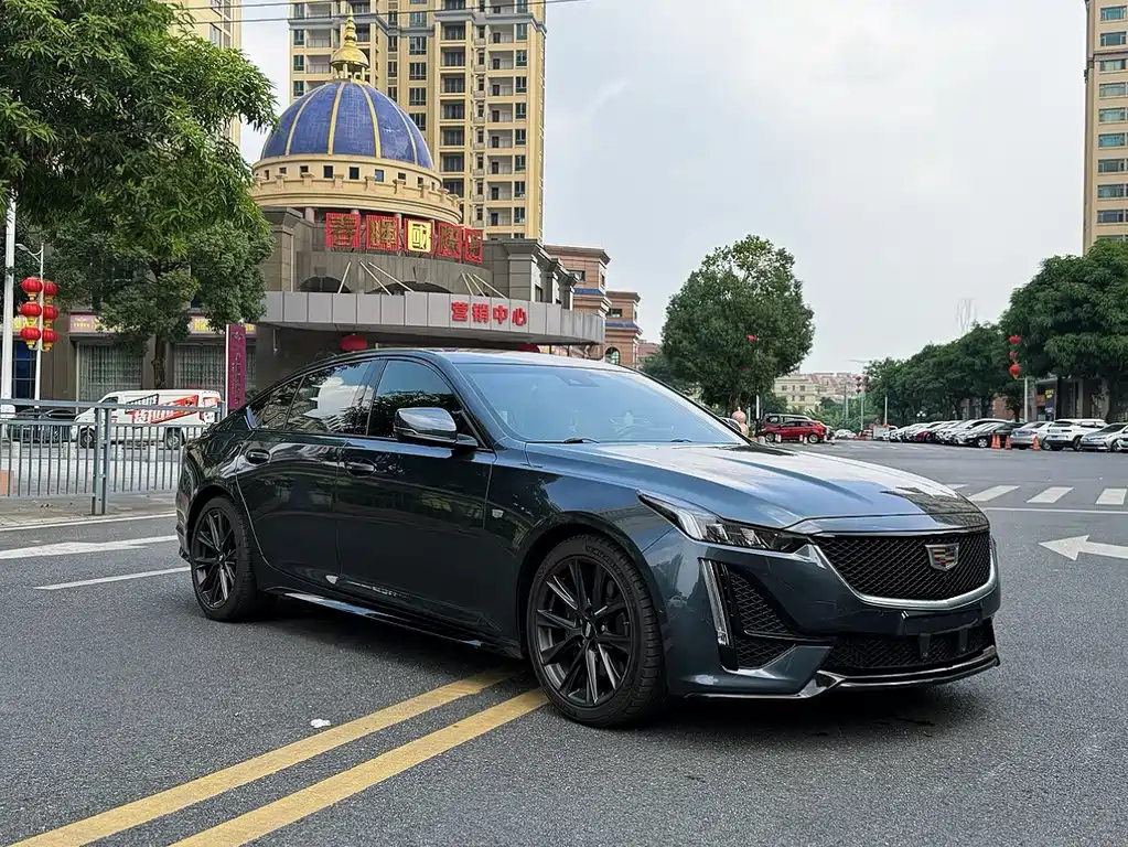 Cadillac CT5 — фото 3