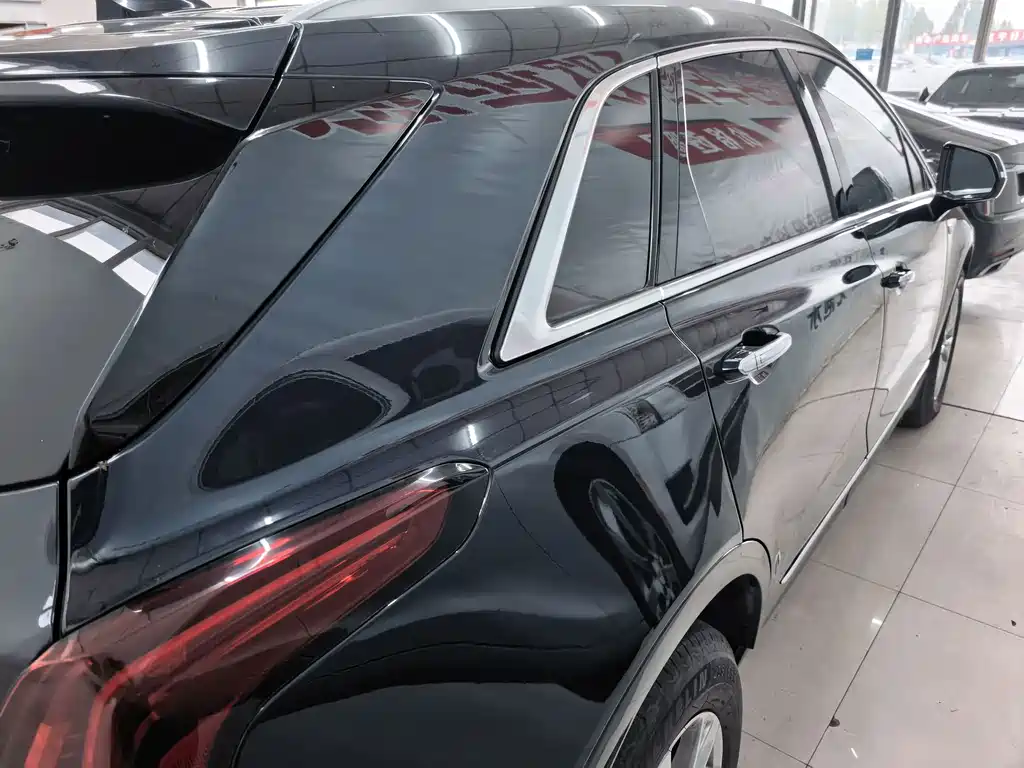 Cadillac XT5 — фото 3