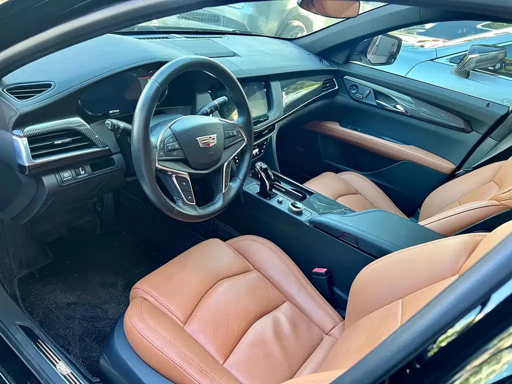 Cadillac CT6 — фото 3