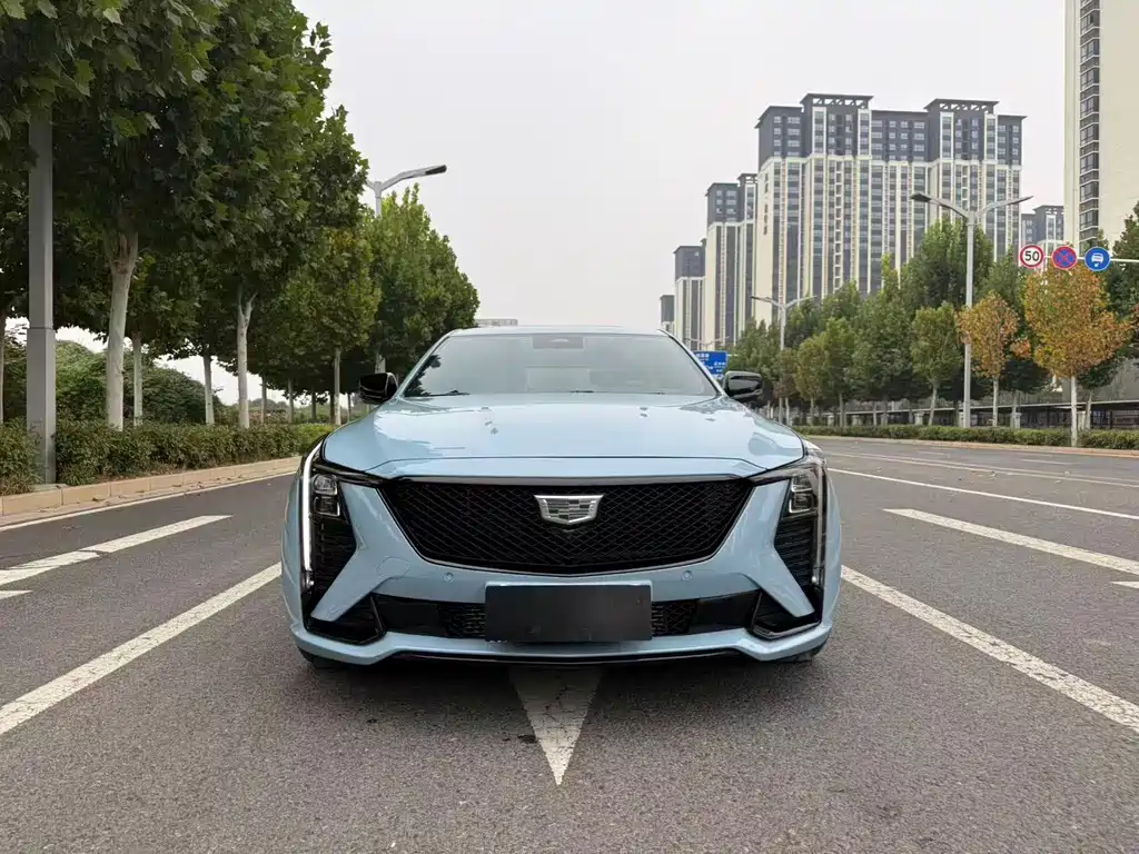 Cadillac CT5 — фото 2