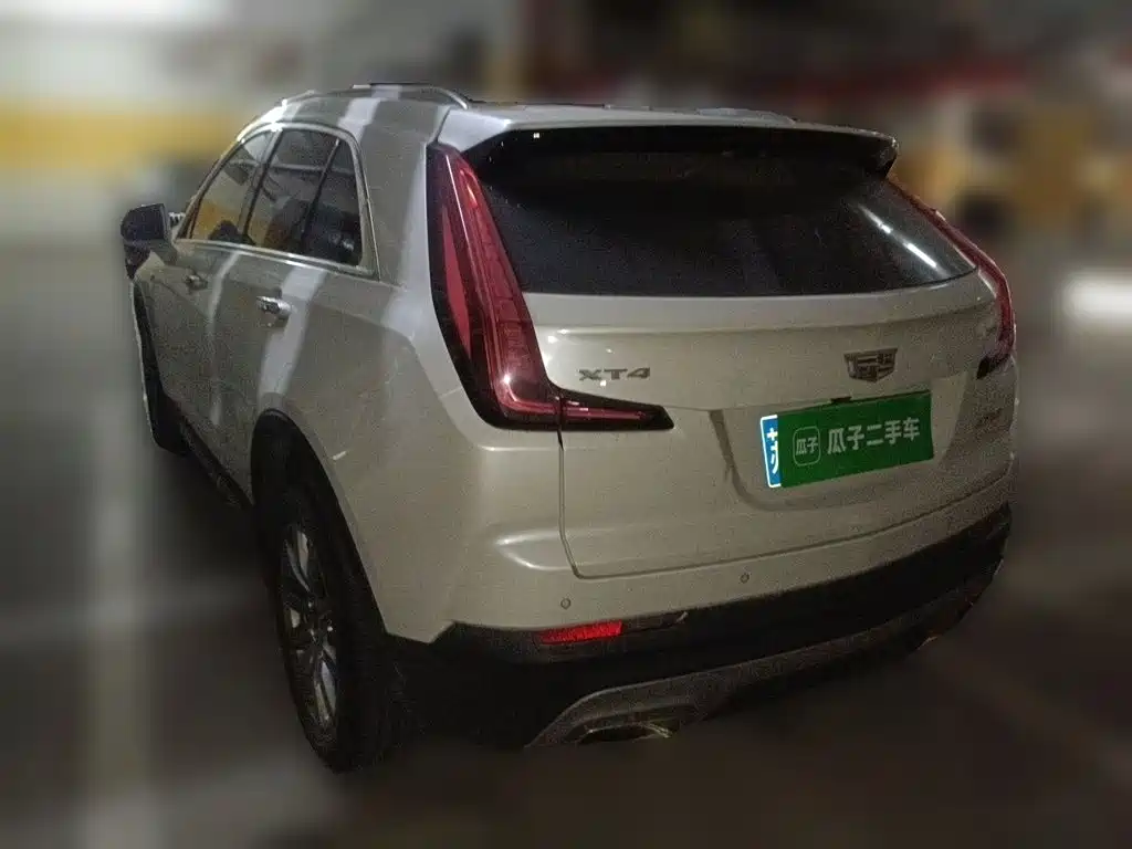 Cadillac XT4 — фото 4