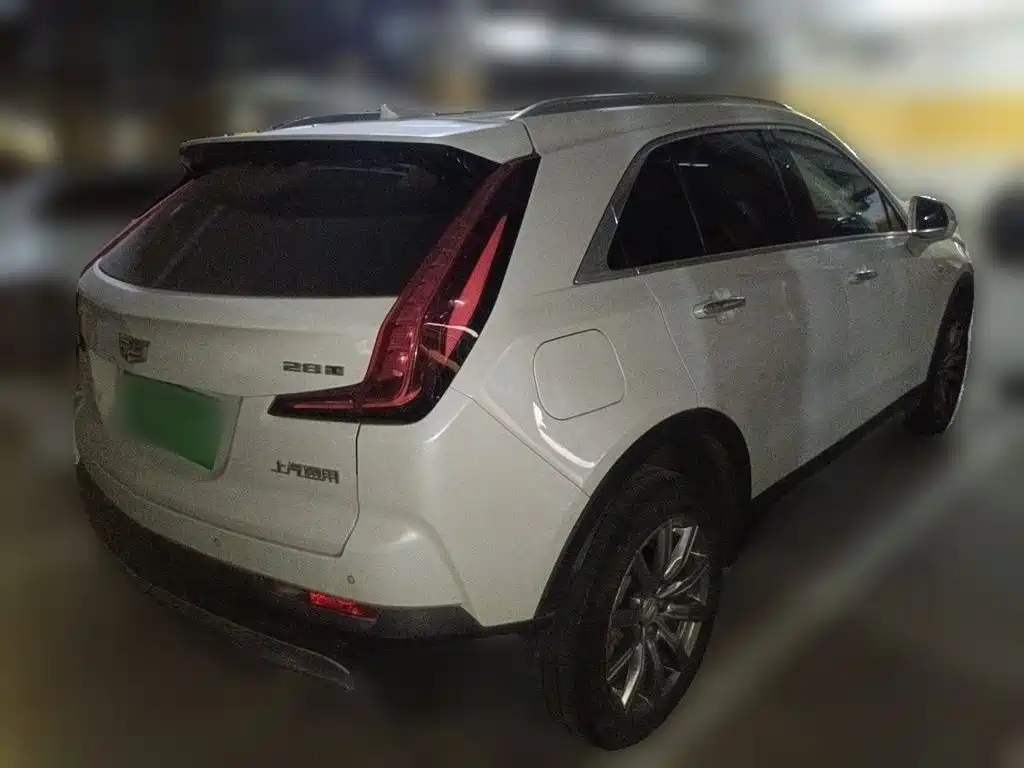 Cadillac XT4 — фото 6
