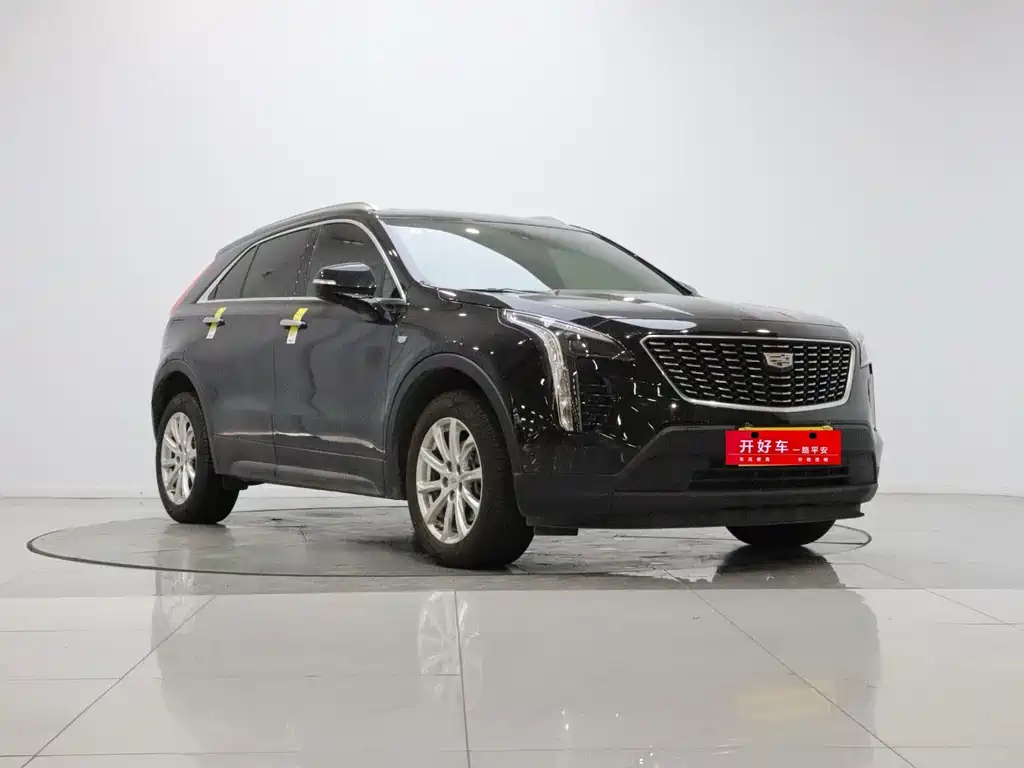 Cadillac XT4 — фото 3