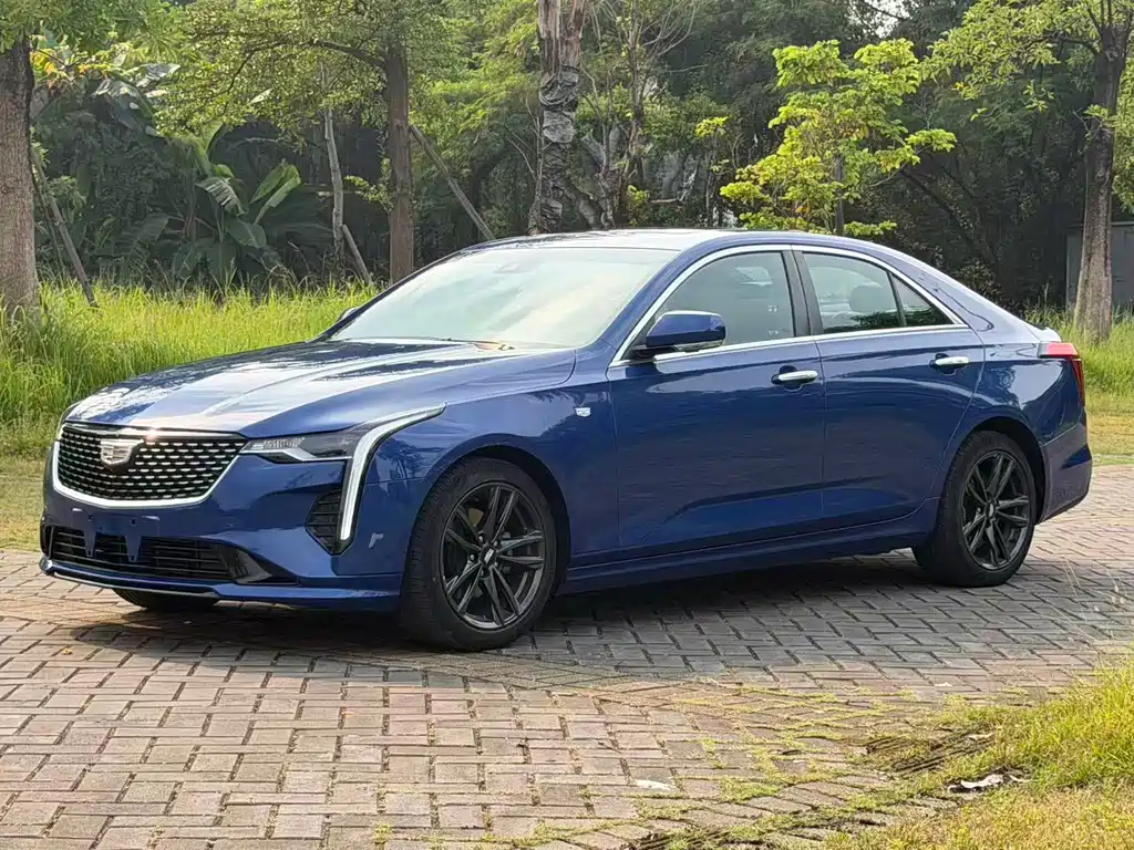 Cadillac CT4