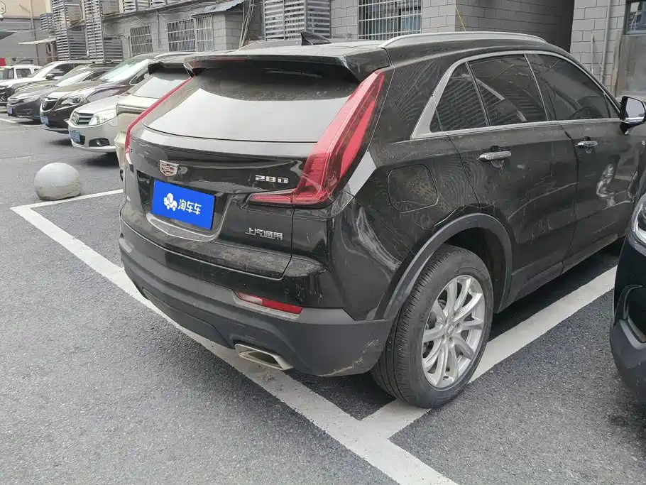 Cadillac XT4 — фото 3