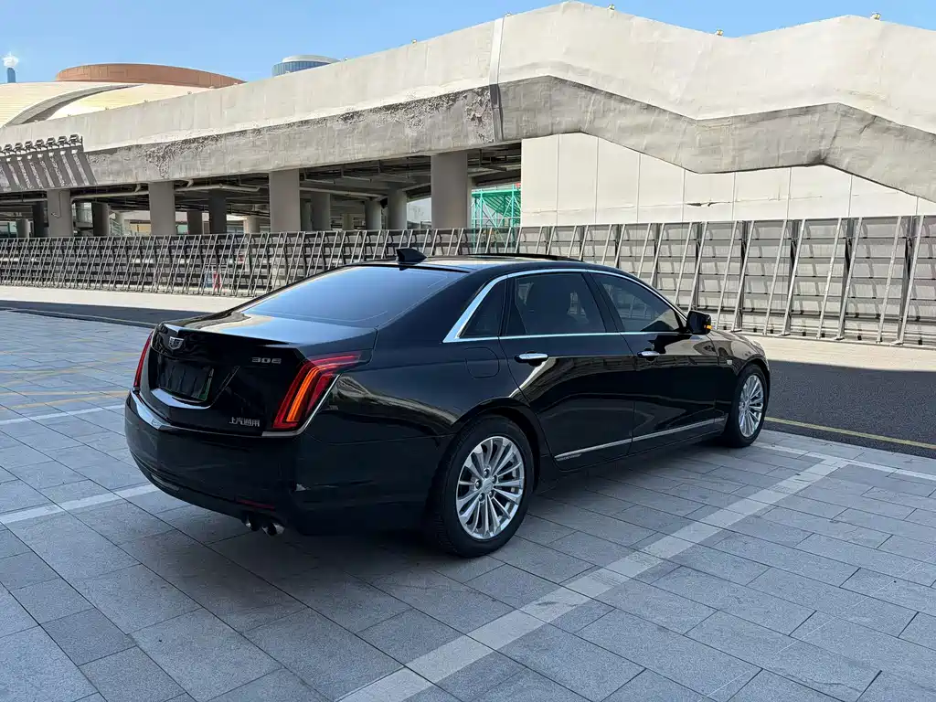 Cadillac CT6 Plug-in — фото 6