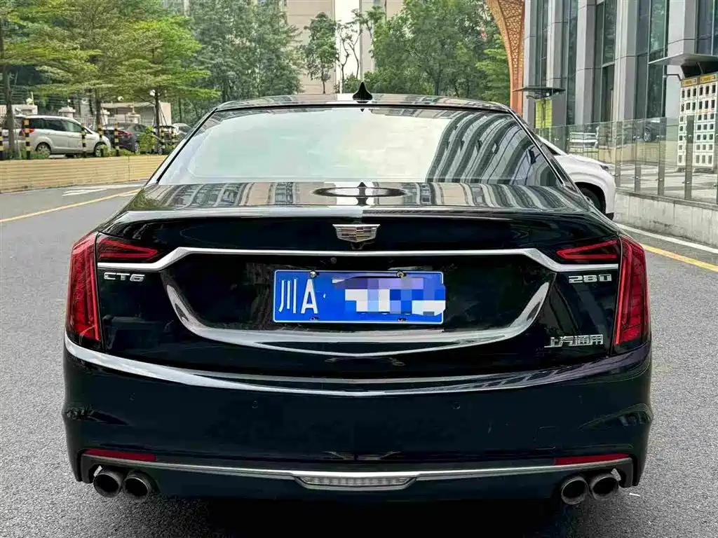 Cadillac CT6 — фото 5