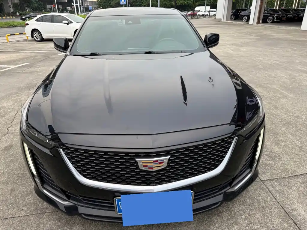 Cadillac CT5 — фото 2
