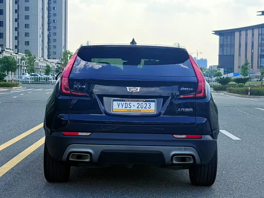 Cadillac XT4 — фото 5