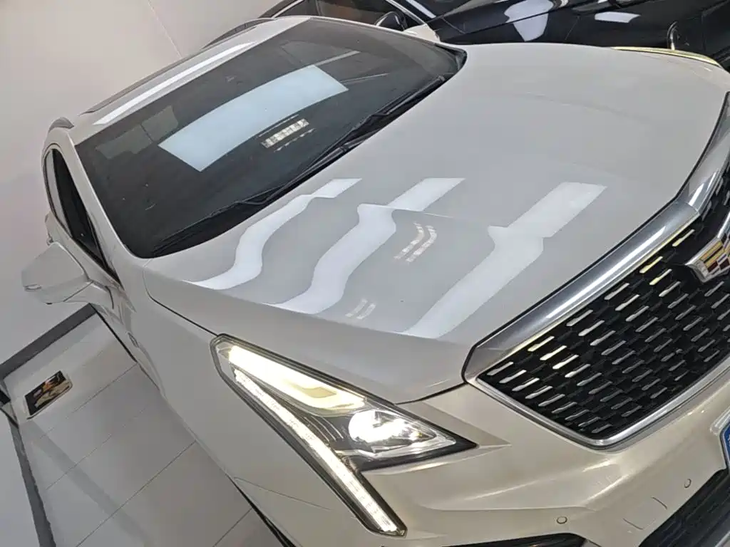 Cadillac XT5 — фото 4