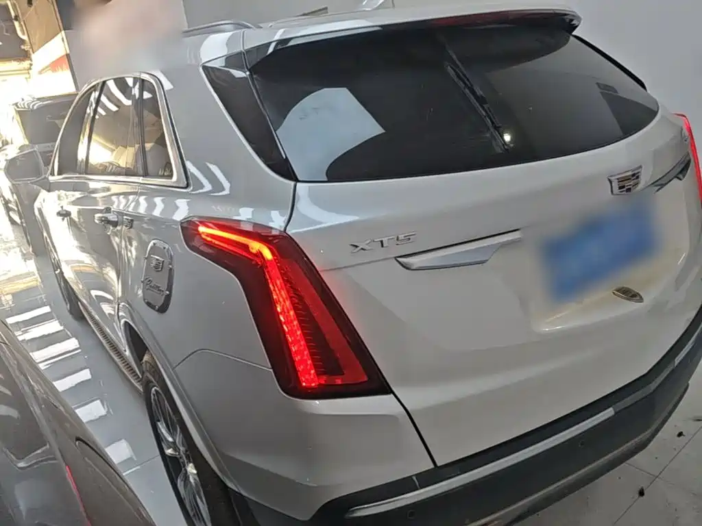 Cadillac XT5 — фото 5