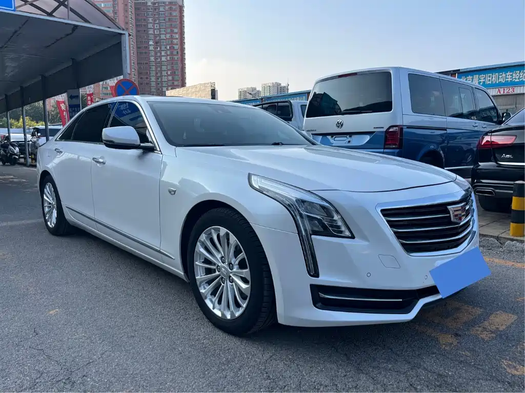 Cadillac CT6 — фото 3