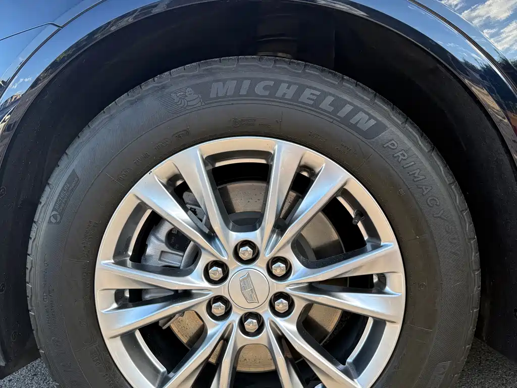 Cadillac XT5 — фото 4