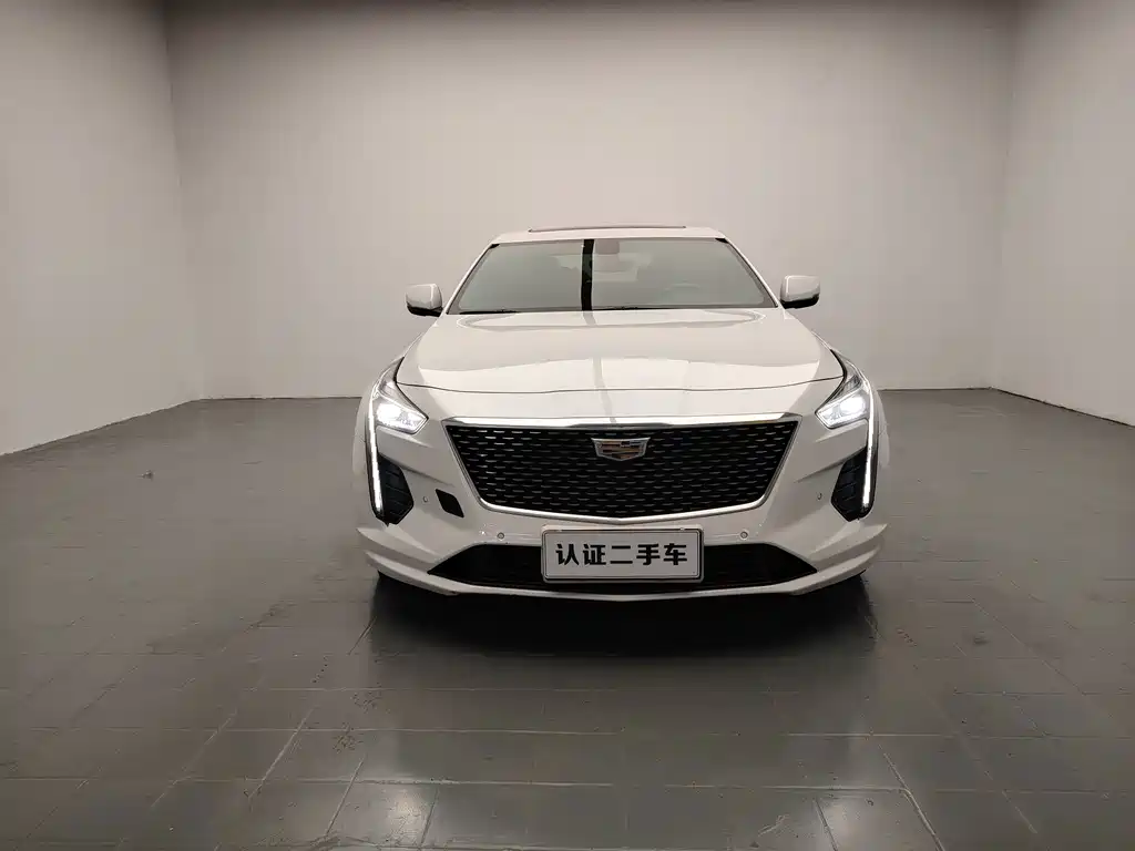 Cadillac CT6 — фото 2