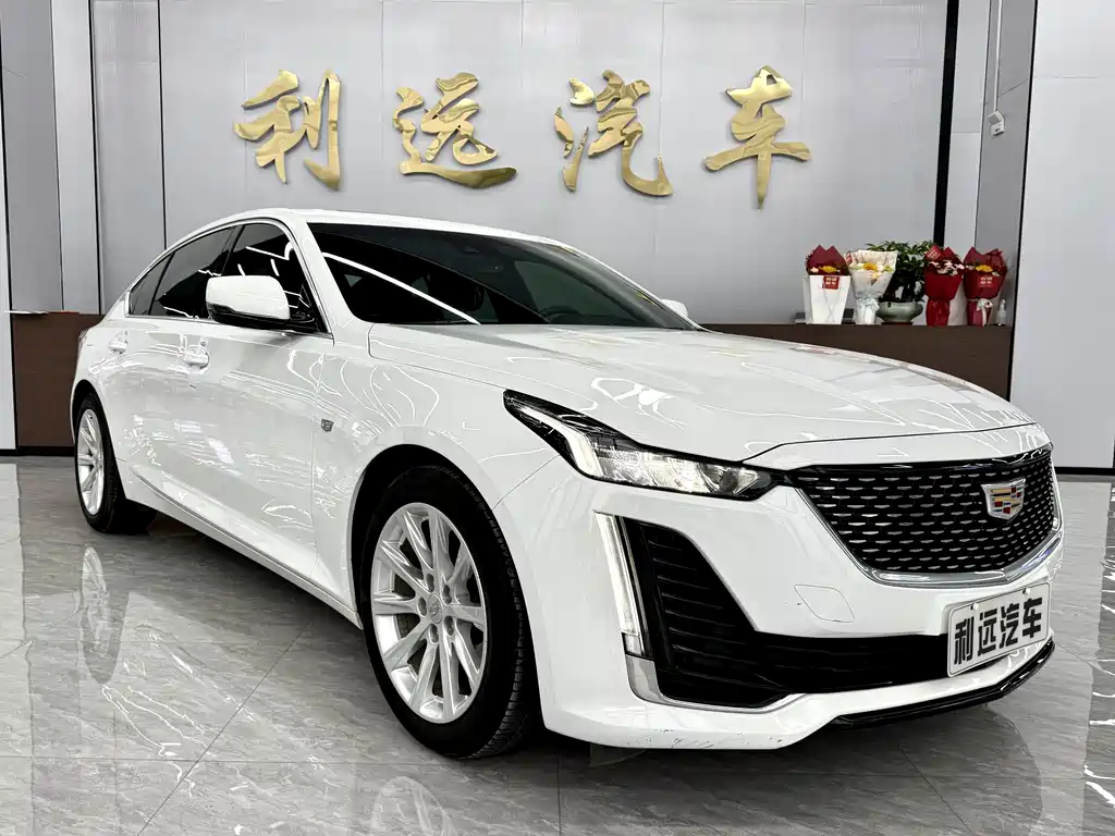 Cadillac CT5 — фото 3