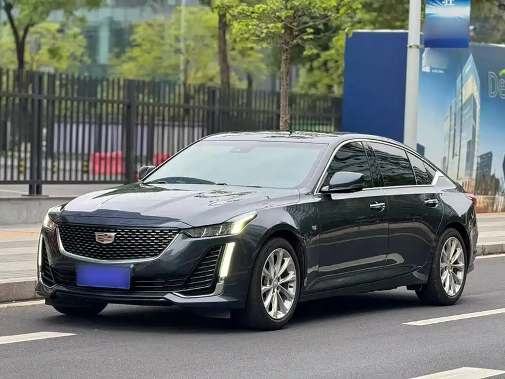 Cadillac CT5 — фото 2