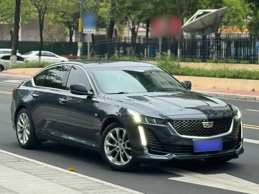 Cadillac CT5 — фото 23