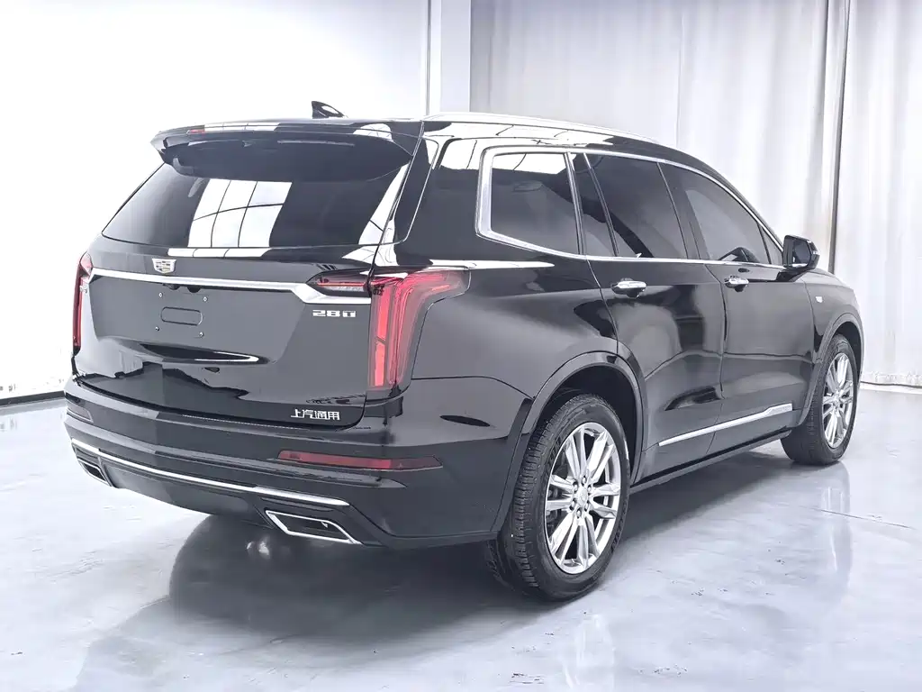 Cadillac XT6 — фото 6
