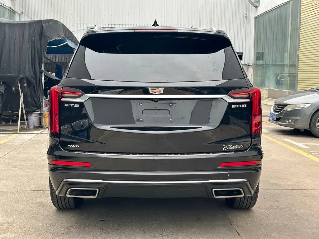 Cadillac XT6 — фото 7