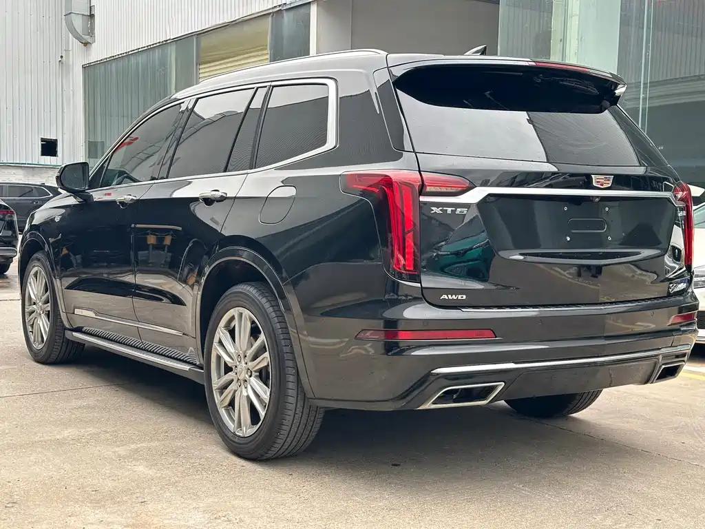 Cadillac XT6 — фото 9