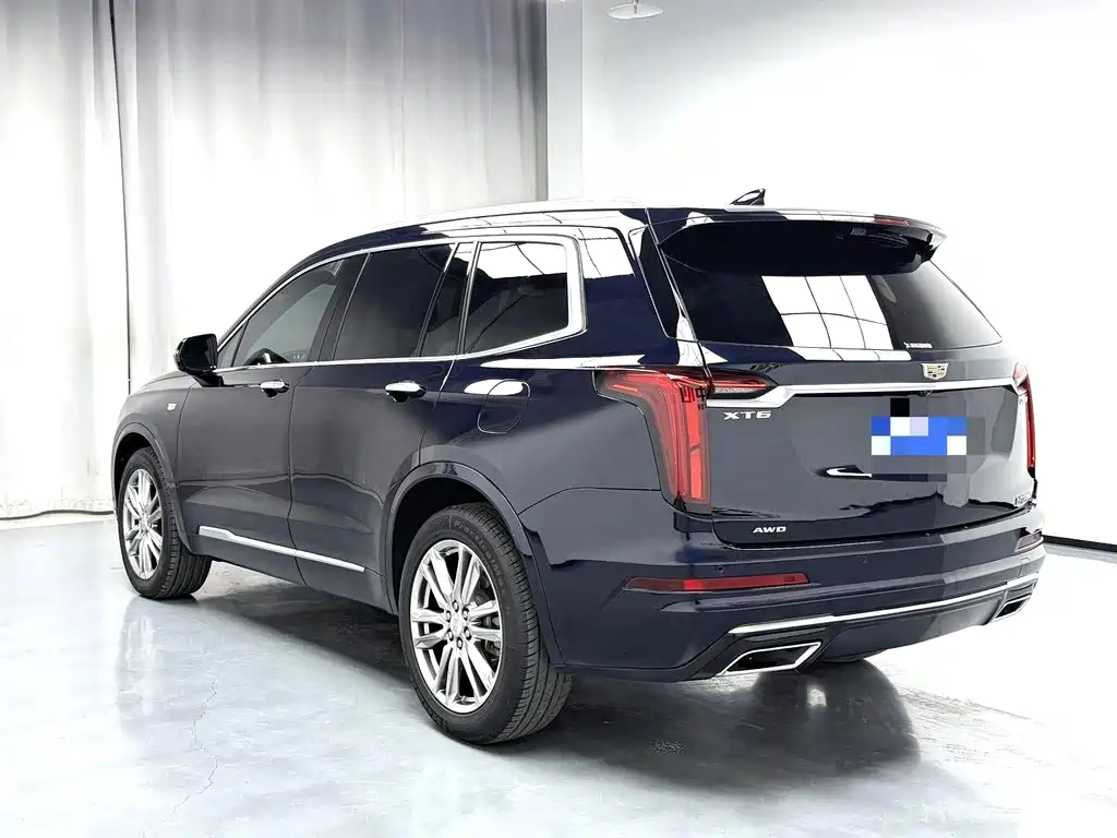 Cadillac XT6 — фото 9