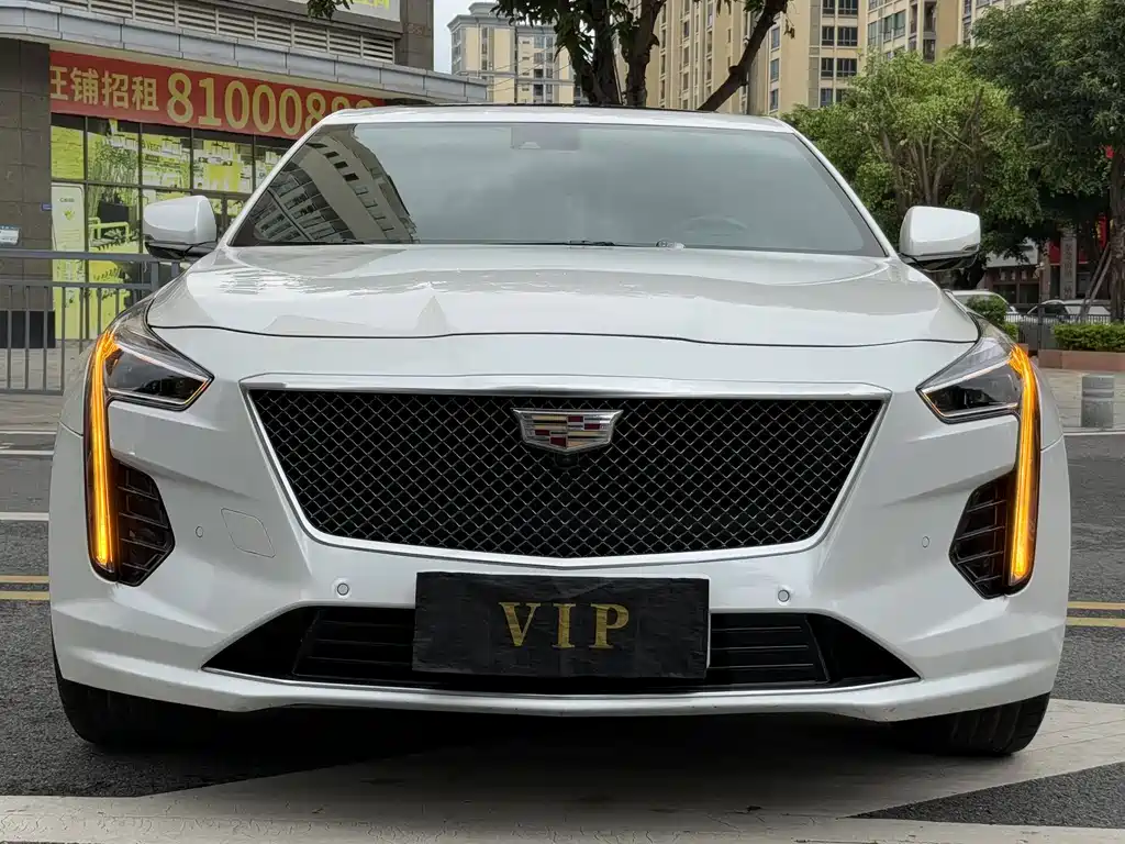 Cadillac CT6 — фото 2