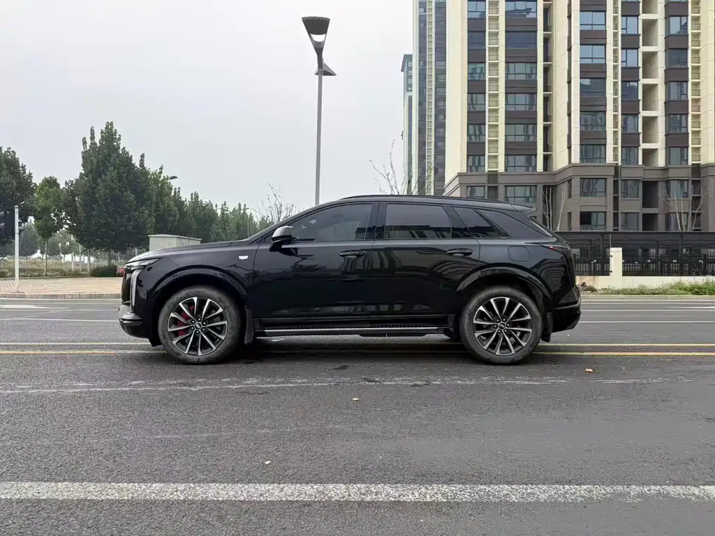 Cadillac XT5 — фото 4