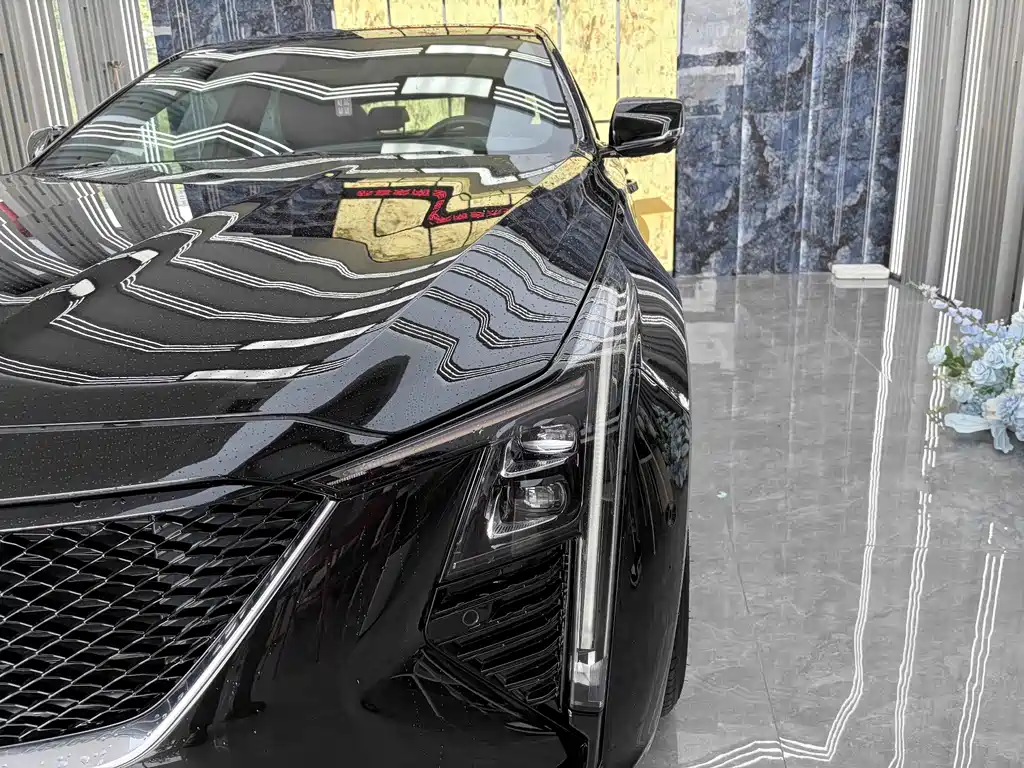 Cadillac CT5 — фото 4