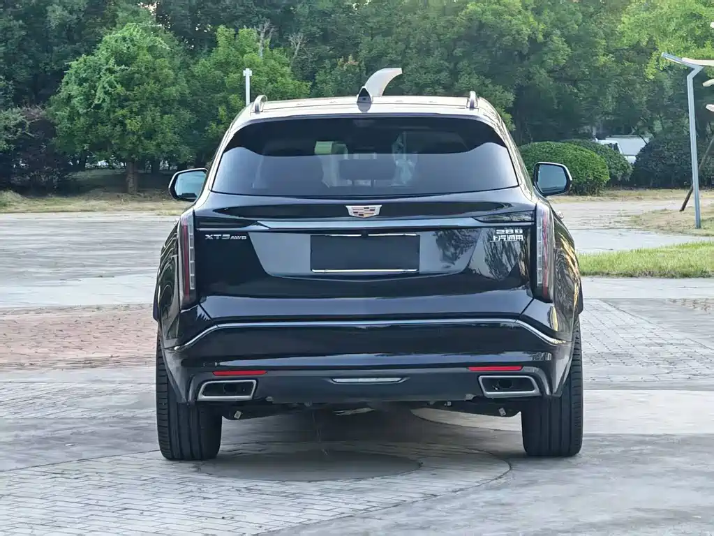 Cadillac XT5 — фото 6