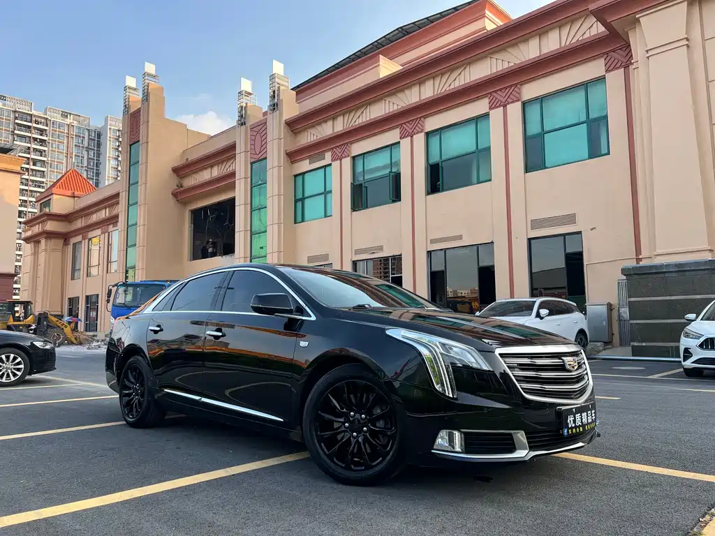 Cadillac XTS — фото 3
