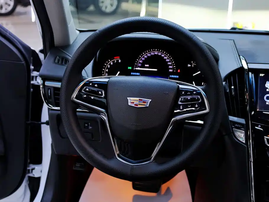 Cadillac ATS-L — фото 24