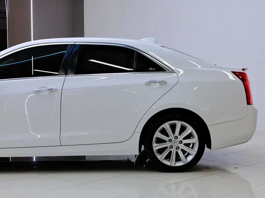 Cadillac ATS-L — фото 4