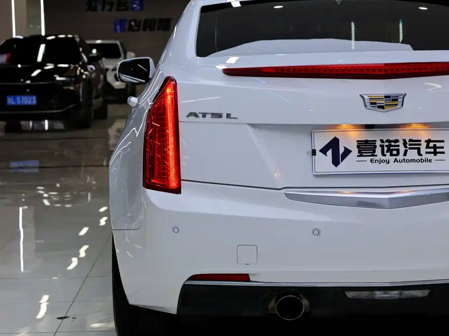 Cadillac ATS-L — фото 8