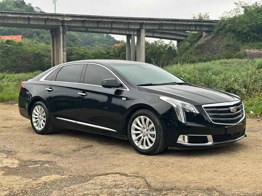 Cadillac XTS — фото 3
