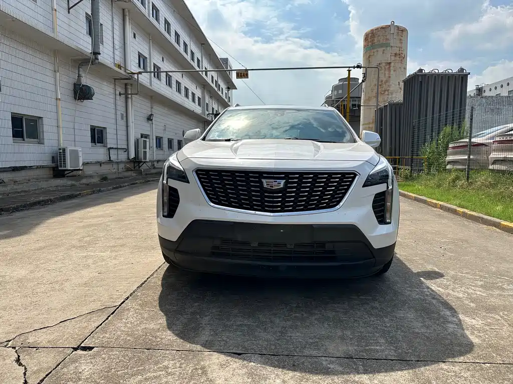 Cadillac XT4 — фото 3