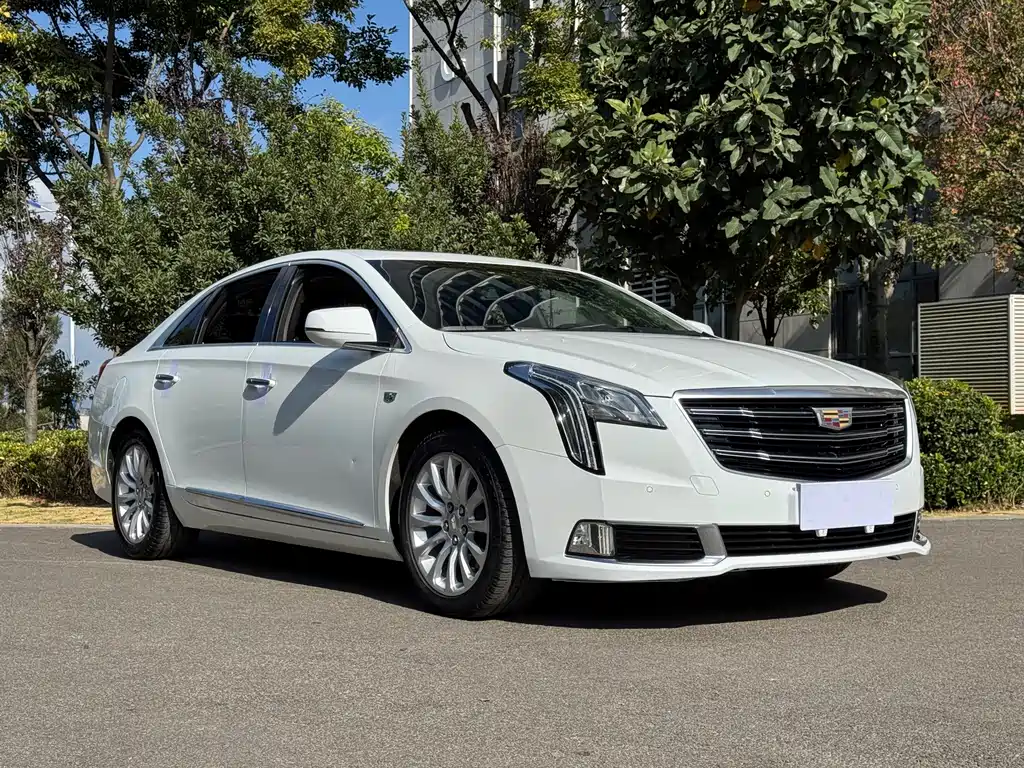 Cadillac XTS — фото 3