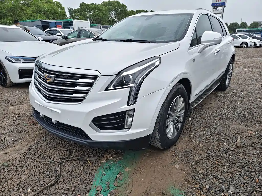 Cadillac XT5 — фото 3