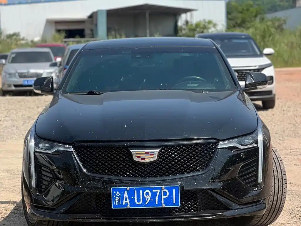 Cadillac CT4 — фото 2