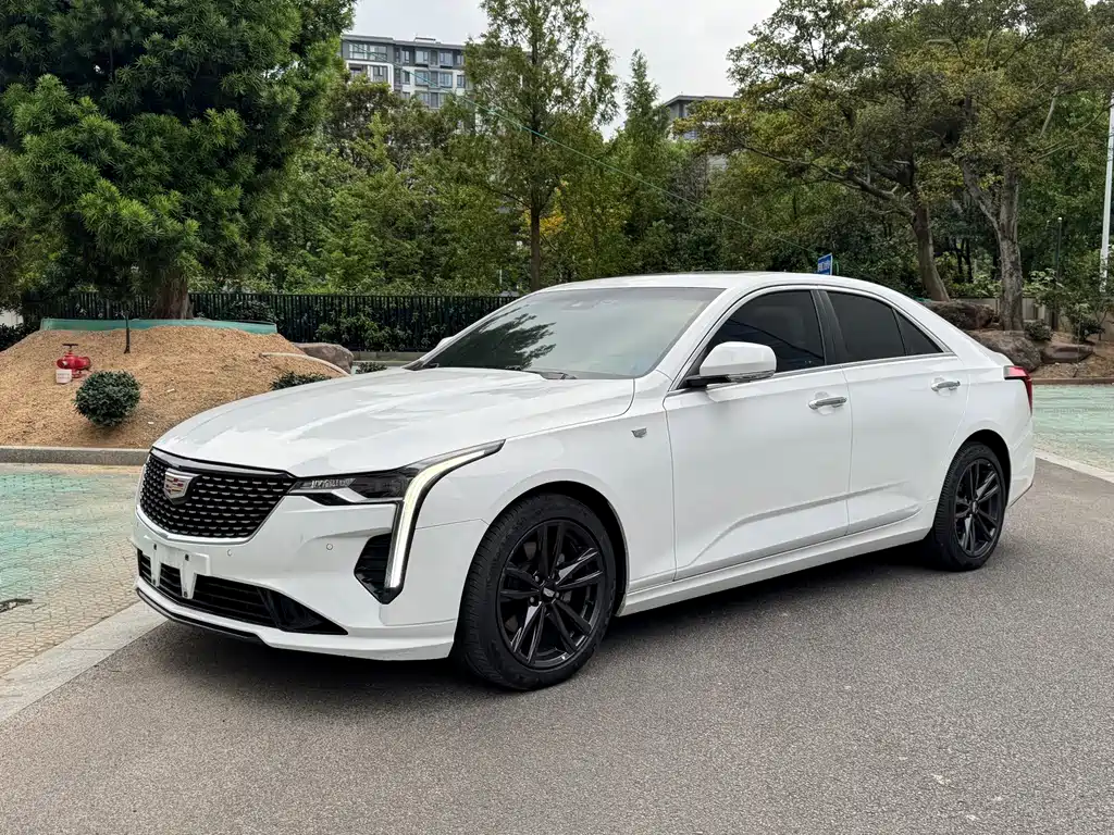 Cadillac CT4