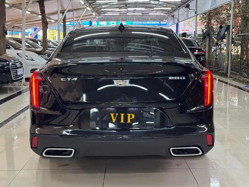 Cadillac CT4 — фото 14