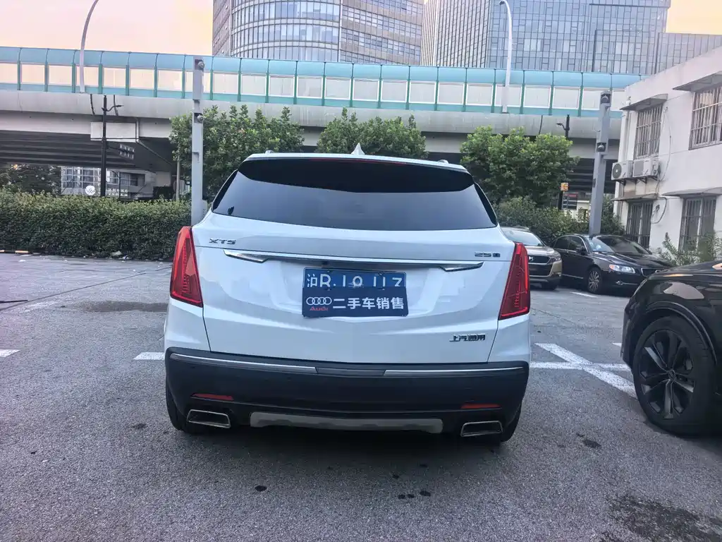 Cadillac XT5 — фото 5