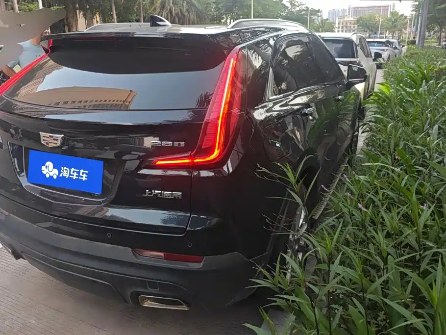 Cadillac XT4 — фото 3