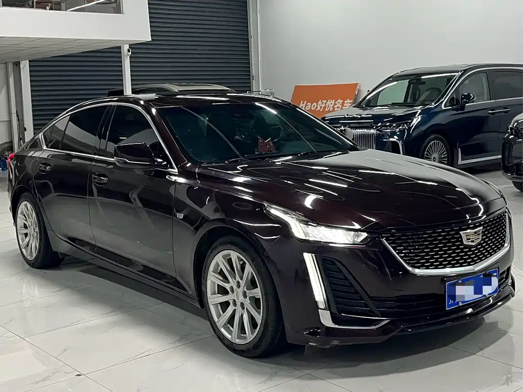 Cadillac CT5 — фото 2