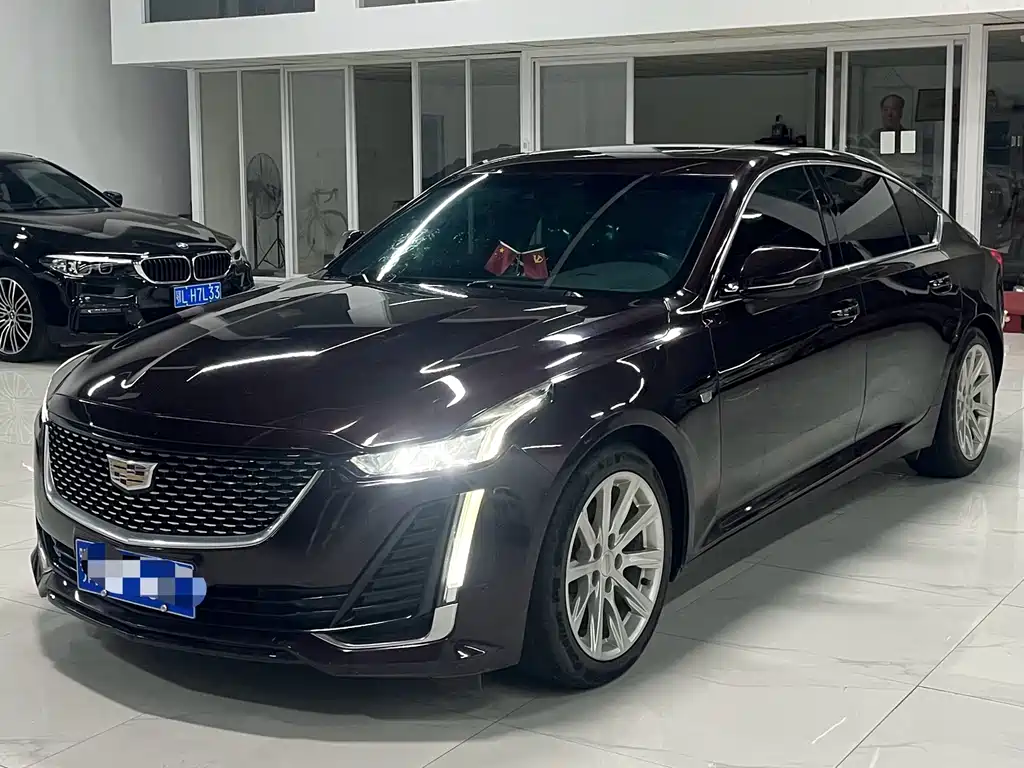 Cadillac CT5 — фото 3