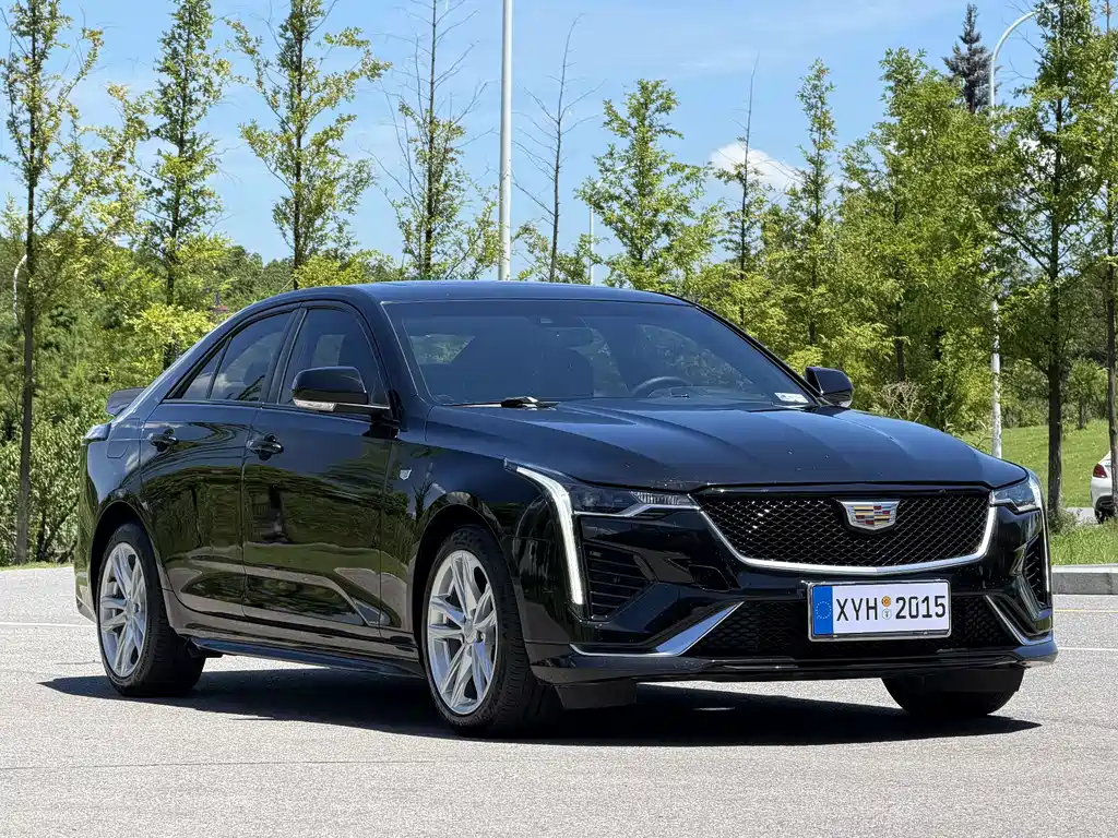Cadillac CT4 — фото 3