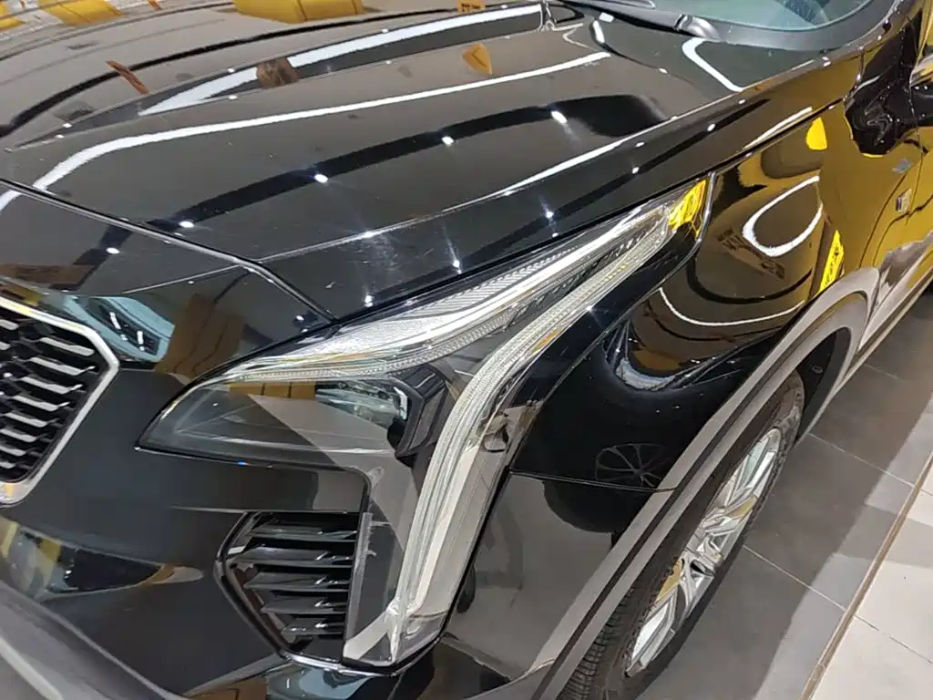 Cadillac XT4 — фото 24