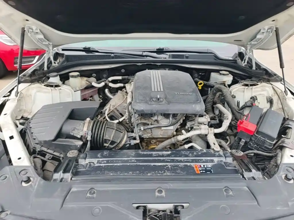 Cadillac CT5 — фото 20