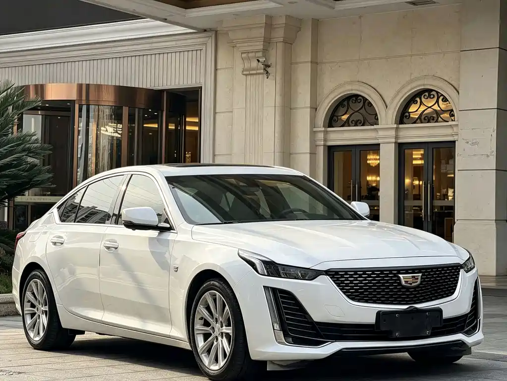 Cadillac CT5 — фото 3