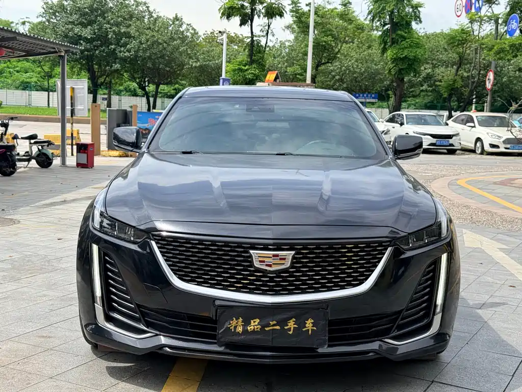 Cadillac CT5 — фото 2